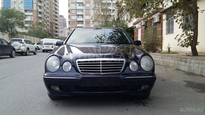 Mercedes E 240 2000, 226,000 km - 2.6 l - Bakı