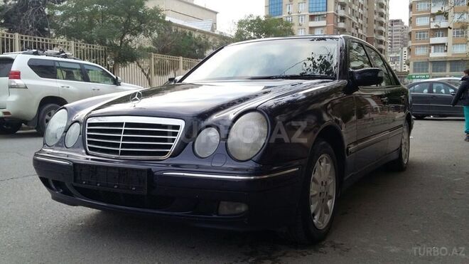 Mercedes E 240 2000, 226,000 km - 2.6 l - Bakı