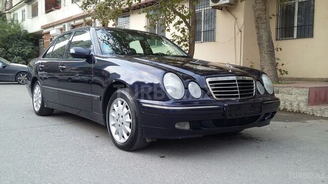 Mercedes E 240 2000, 226,000 km - 2.6 l - Bakı