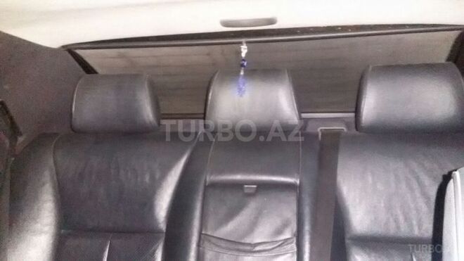 Mercedes E 280 1997, 330,263 km - 2.8 l - Bərdə