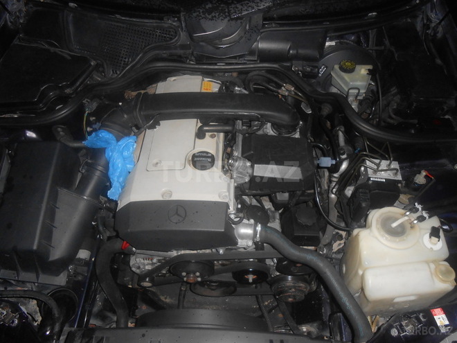 Mercedes E 230 1997, 235,000 km - 2.3 l - Sumqayıt