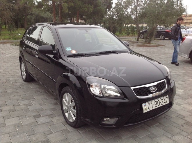 Kia Rio 2011, 195,000 km - 1.4 l - Bakı
