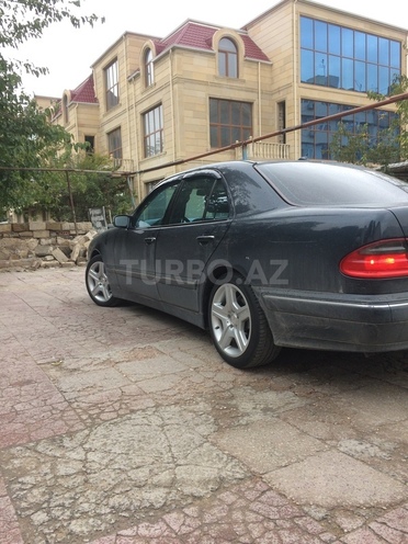 Mercedes E 240 2000, 264,600 km - 0.3 l - Bakı