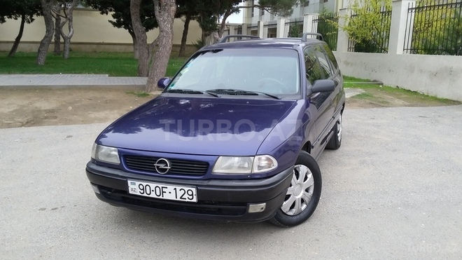 Opel Astra 1997, 242,000 km - 1.6 l - Bakı