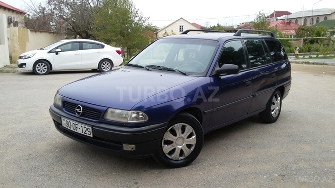 Opel Astra 1997, 242,000 km - 1.6 l - Bakı