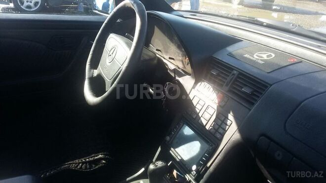 Mercedes C 280 1994, 256,000 km - 2.8 l - Bakı