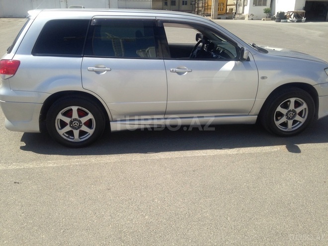 Mitsubishi Airtrek 2003, 220,000 km - 2.0 l - Bakı