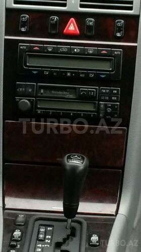 Mercedes E 240 1997, 20,010 km - 2.4 l - Bakı