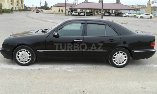 Mercedes E 240 2002, 250,000 km - 2.6 l - Bakı
