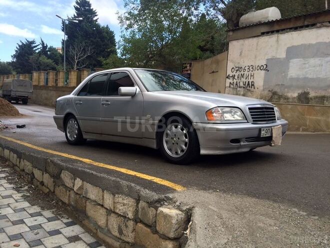 Mercedes C 180 1999, 135,600 km - 1.8 l - Bakı