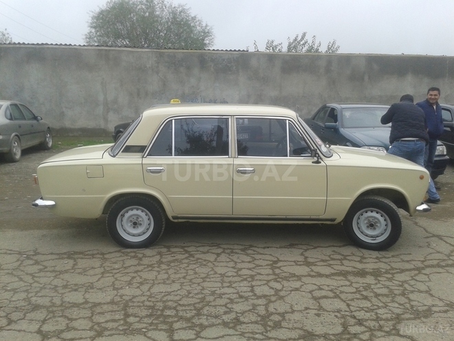 LADA (VAZ) 21011 1982, 120,000 km - 1.5 л - Gəncə