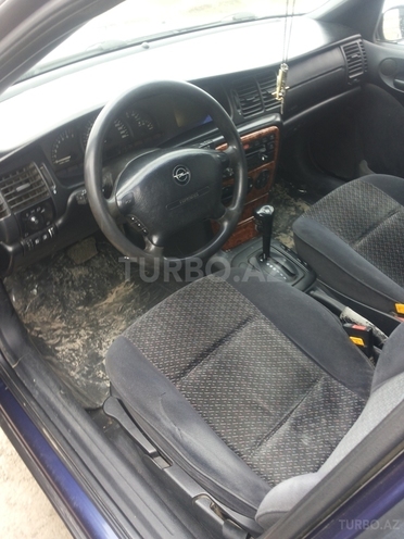 Opel Vectra 1996, 200,000 km - 2.0 l - Sumqayıt