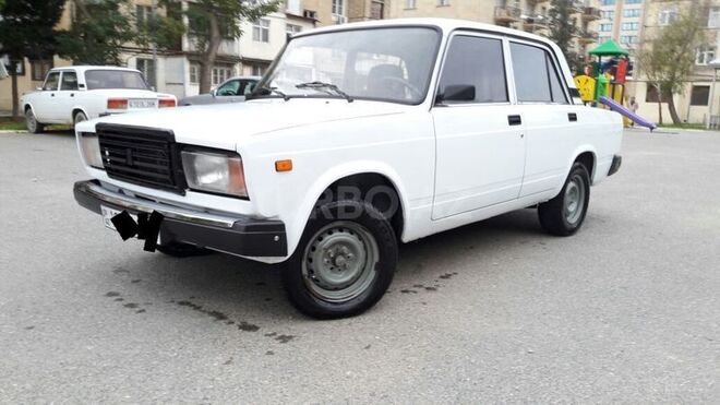 LADA (VAZ) 2107 2006, 168,000 km - 1.6 l - Bakı