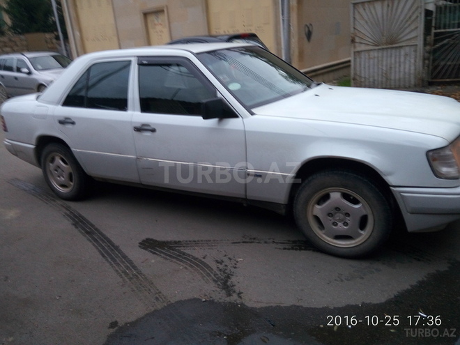 Mercedes E 230 1989, 530,000 km - 2.3 l - Bakı