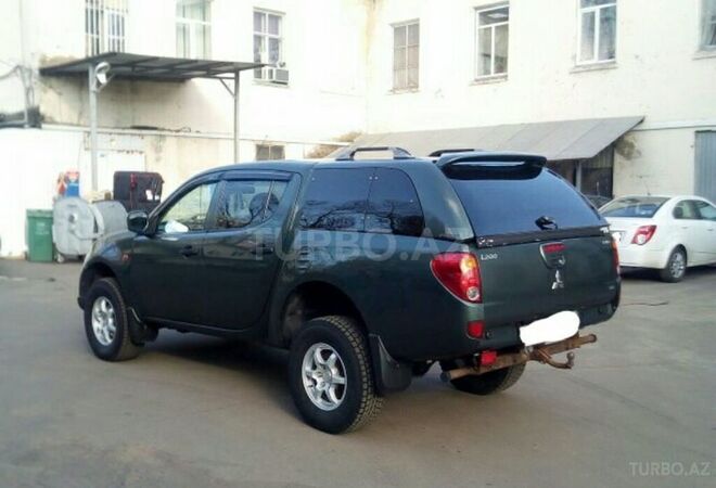 Mitsubishi L200 2012, 135,000 km - 2.5 л - Bakı