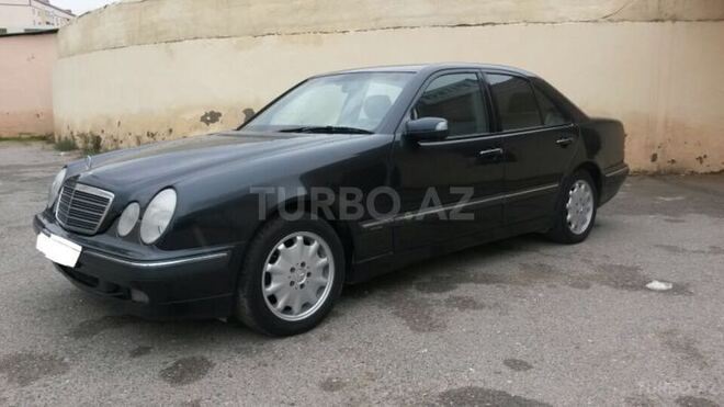 Mercedes E 280 2000, 205,000 km - 2.8 l - Bakı