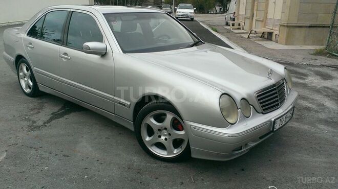 Mercedes E 280 2002, 275,300 km - 2.8 л - Bakı