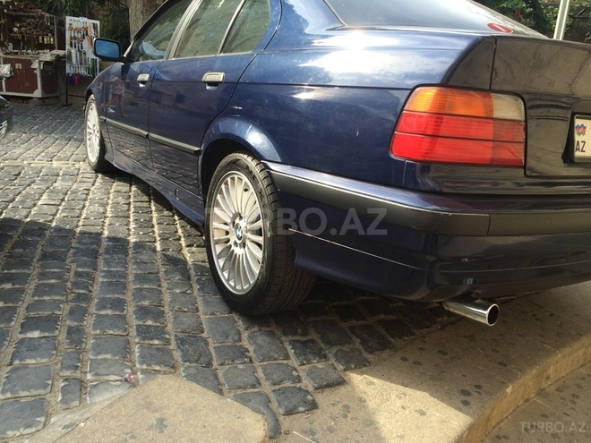 BMW 318 1991, 313,000 km - 0.2 l - Bakı