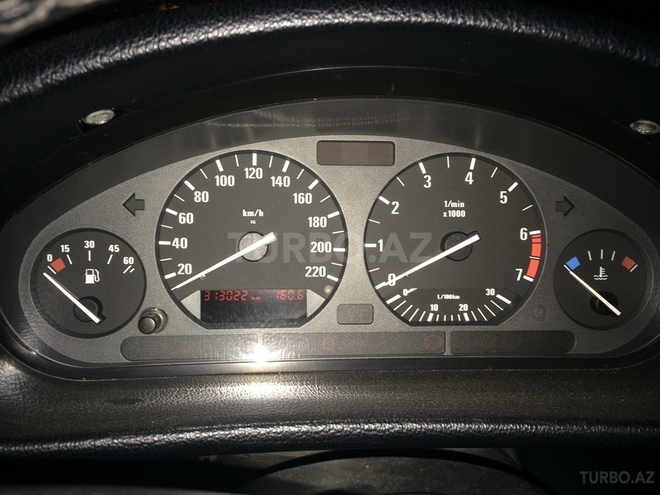 BMW 318 1991, 313,000 km - 0.2 l - Bakı