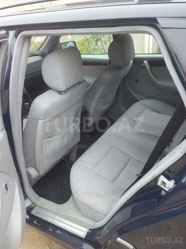 Mercedes C 220 1998, 260,000 km - 2.2 l - Bakı