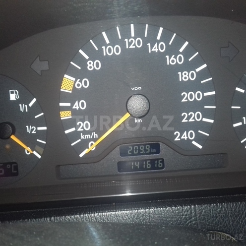 Mercedes C 180 1999, 141,000 km - 1.8 l - Bakı
