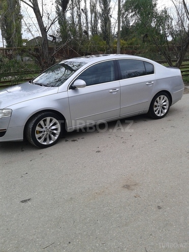 Volkswagen Passat 2005, 150,000 km - 2.0 l - Bakı