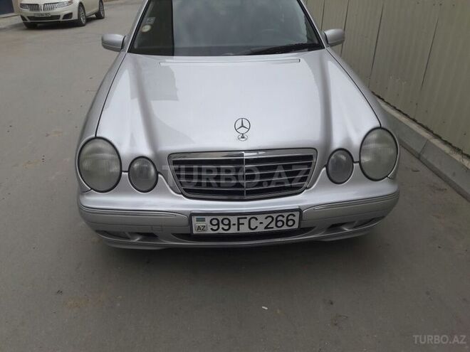 Mercedes E 240 2000, 255,222 km - 2.4 l - Bakı