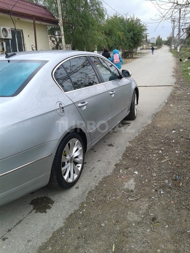 Volkswagen Passat 2005, 150,000 km - 2.0 l - Bakı