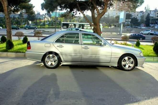 Mercedes C 230 1999, 240,000 km - 2.3 l - Bakı