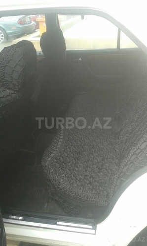 Mercedes E 200 1995, 370,000 km - 2.0 l - Bakı