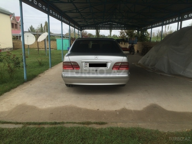 Mercedes  1999, 310,000 km - 2.2 l - İmişli