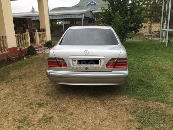 Mercedes  1999, 310,000 km - 2.2 l - İmişli
