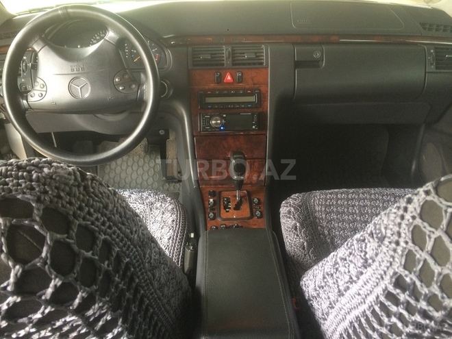 Mercedes  1999, 310,000 km - 2.2 l - İmişli
