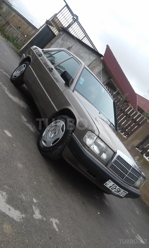 Mercedes 190 1992, 250,000 km - 1.8 l - Bakı