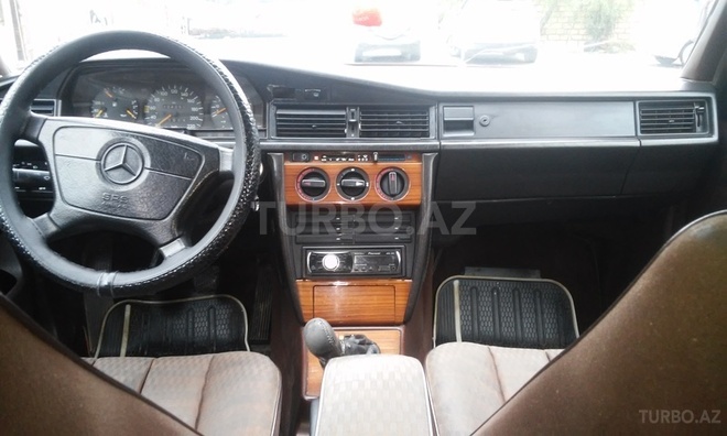 Mercedes 190 1992, 250,000 km - 1.8 l - Bakı