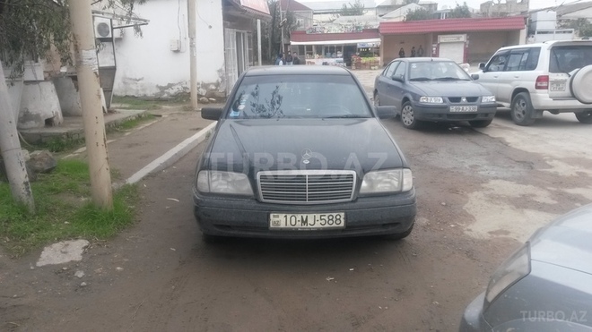 Mercedes C 220 1996, 175,000 km - 2.2 l - Bakı