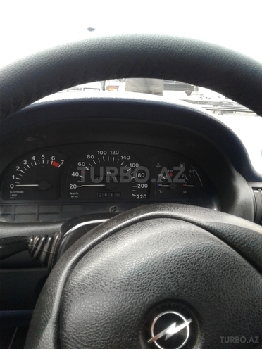 Opel Astra 1992, 34,000 km - 1.6 l - Oğuz