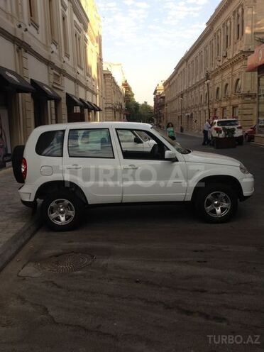 Chevrolet Niva 2016, 26,700 km - 1.7 l - Bakı