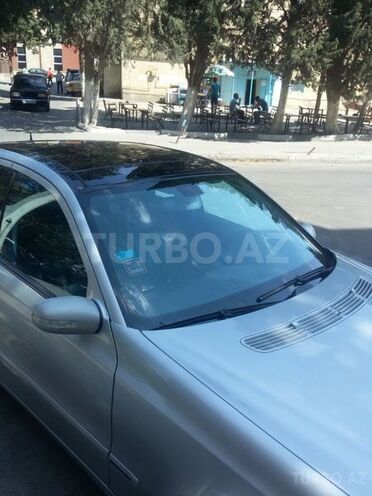 Mercedes E 270 2002, 324,000 km - 2.7 л - Bakı