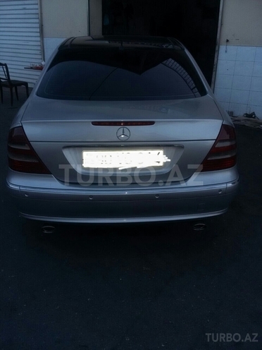 Mercedes E 270 2002, 324,000 km - 2.7 л - Bakı