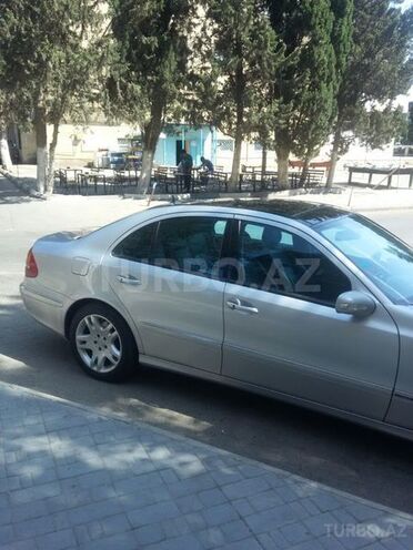 Mercedes E 270 2002, 324,000 km - 2.7 л - Bakı