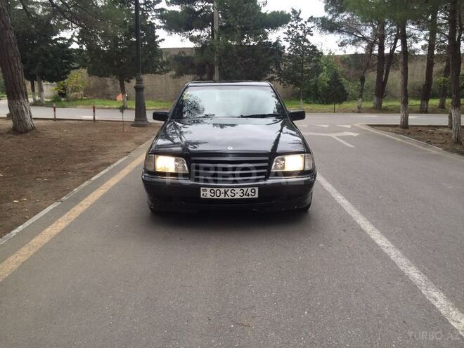 Mercedes C 180 1997, 200,000 km - 1.8 l - Sumqayıt