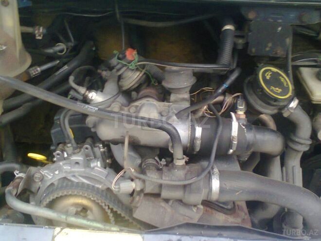 Ford Transit 1999, 300,000 km - 2.5 l - Astara