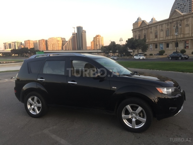 Mitsubishi Outlander 2007, 158,000 km - 3.0 l - Bakı