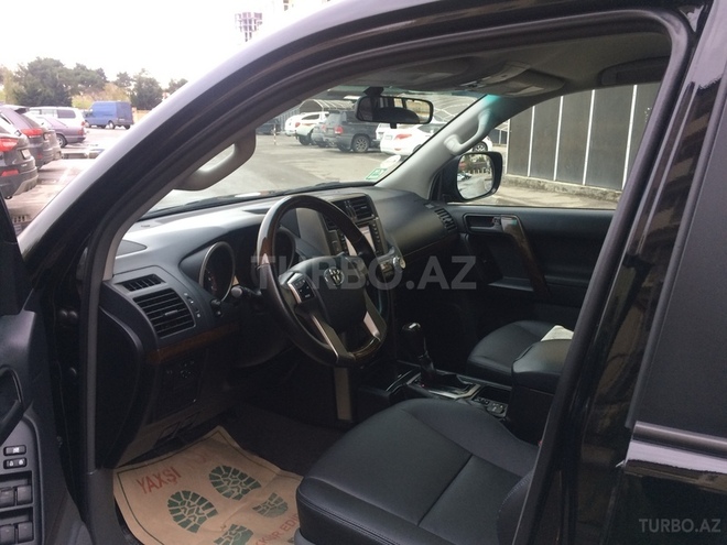 Toyota Prado 2010, 49,850 km - 2.7 l - Bakı