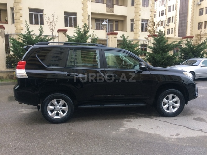 Toyota Prado 2010, 49,850 km - 2.7 l - Bakı