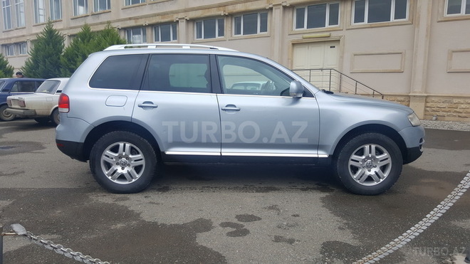 Volkswagen Touareg 2006, 220,000 km - 3.2 l - Tovuz