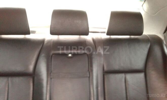 Mercedes E 240 2002, 252,867 km - 2.4 l - Bakı
