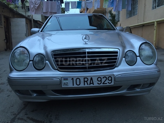 Mercedes E 320 2001, 251,369 km - 3.2 л - Bakı