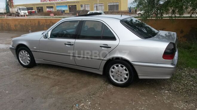Mercedes C 220 1998, 360,000 km - 2.2 l - Bakı
